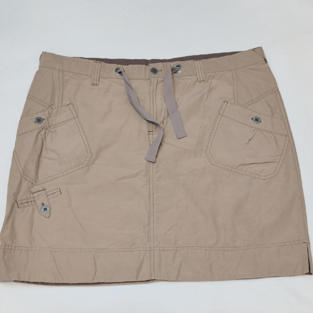 Columbia Tan Cargo Skirt w/ Pockets - Size Large